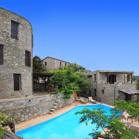 Pyrgos Traditional Village Ágios Kírykos Екстериор снимка