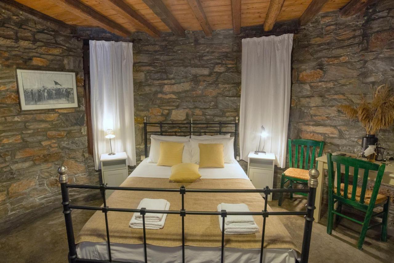 Pyrgos Traditional Village Ágios Kírykos Екстериор снимка