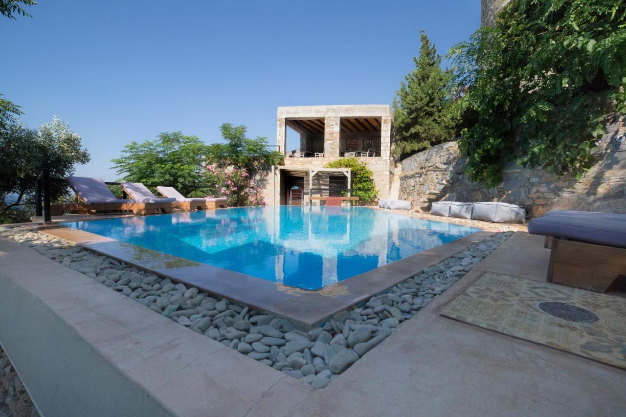 Pyrgos Traditional Village Ágios Kírykos Екстериор снимка
