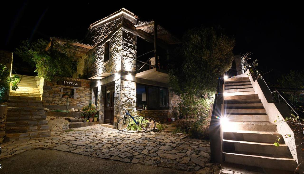 Pyrgos Traditional Village Ágios Kírykos Екстериор снимка