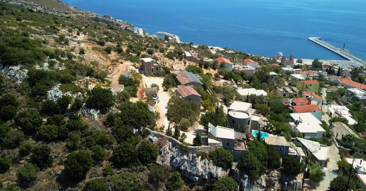 Pyrgos Traditional Village Ágios Kírykos Екстериор снимка
