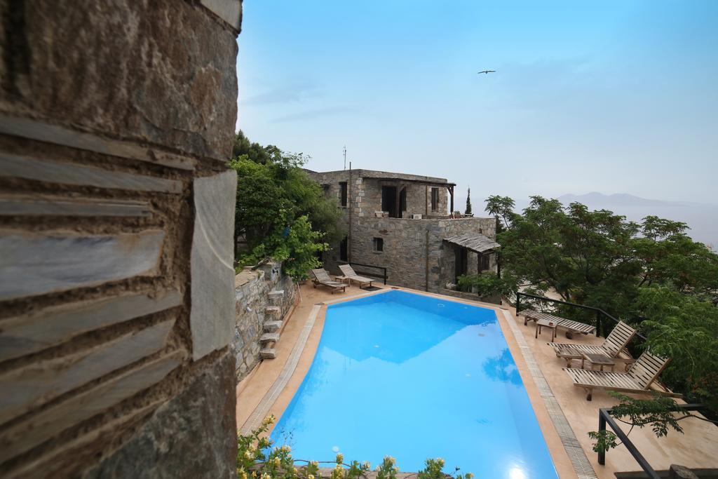 Pyrgos Traditional Village Ágios Kírykos Екстериор снимка