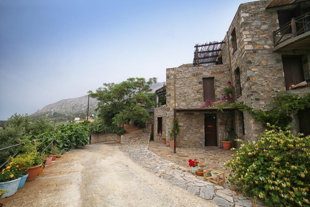 Pyrgos Traditional Village Ágios Kírykos Екстериор снимка